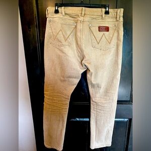 Men’s khaki Retro Wrangler Jeans size 36x34
